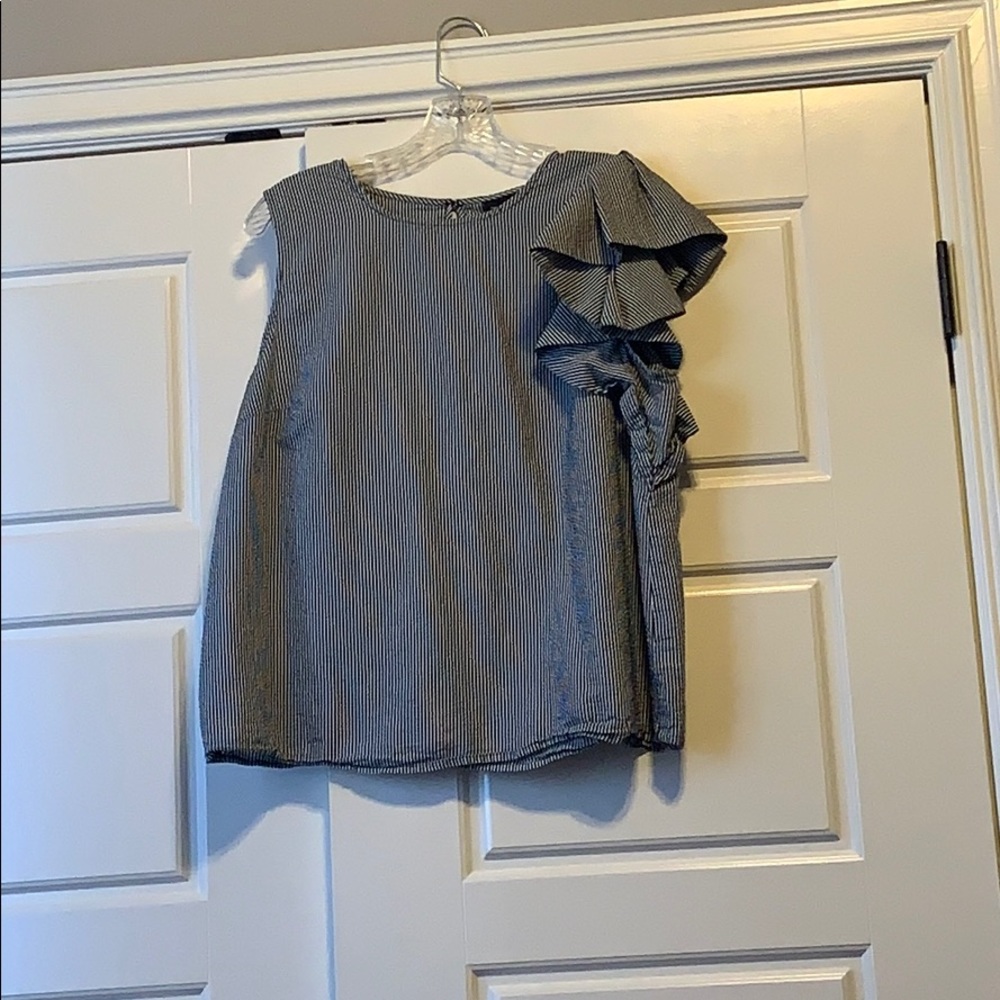 Black and white seersucker blouse